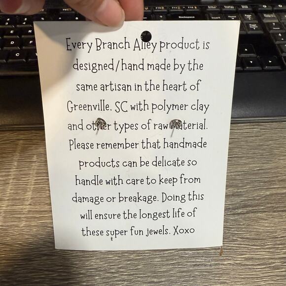 Branch Alley Black Abstract Handmade Dangle Earrings NWT - Picture 4 of 7